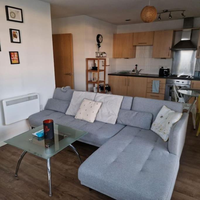 Two Bed In Sportscity Appartement